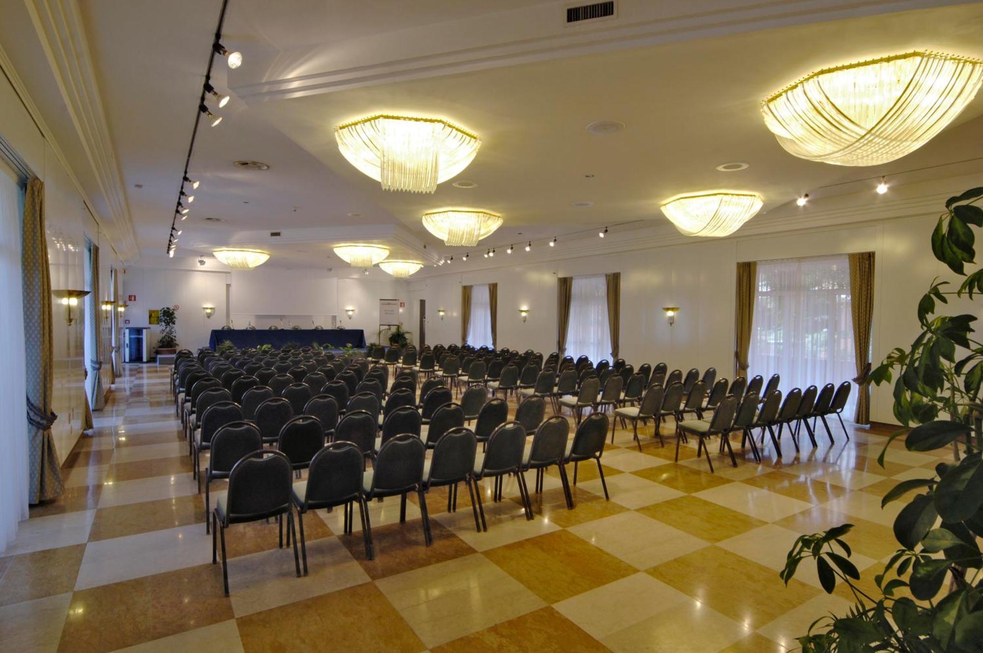 Grand Hotel Delle Terme Re Ferdinando Isquia Exterior foto